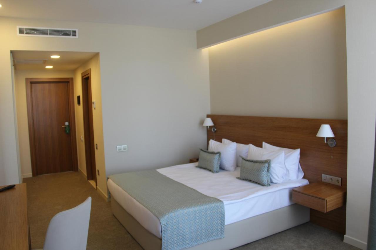 Khazar Inji Hotel 4*