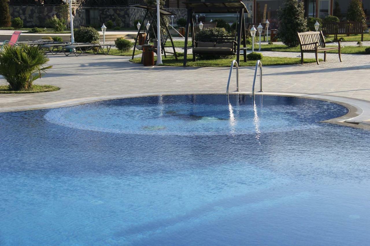 Khazar Inji Hotel 4*
